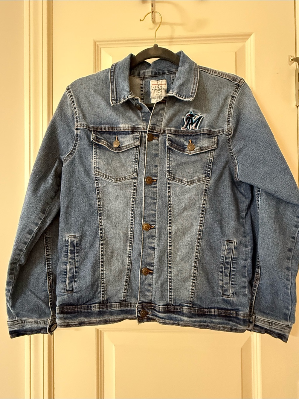 Genuine Merchandise by Gen2 Miami Marlins Denim Jacket Youth L(14)